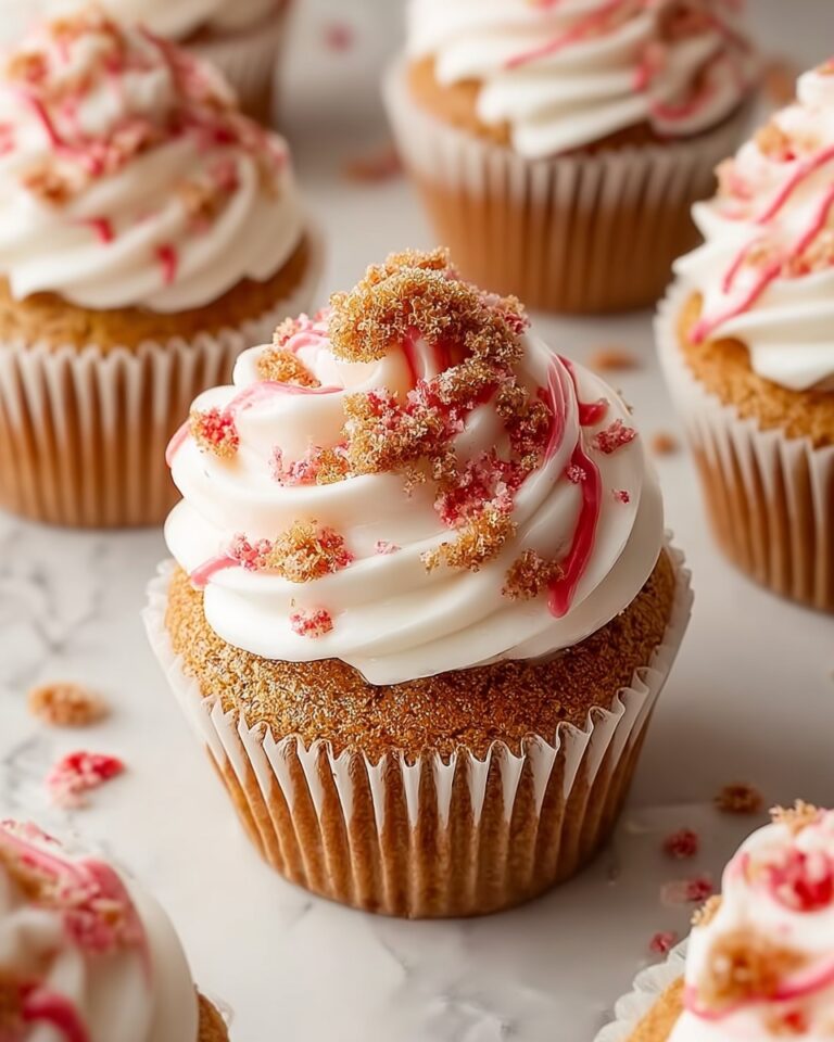 Strawberry Crunch Cupcakes Recipe