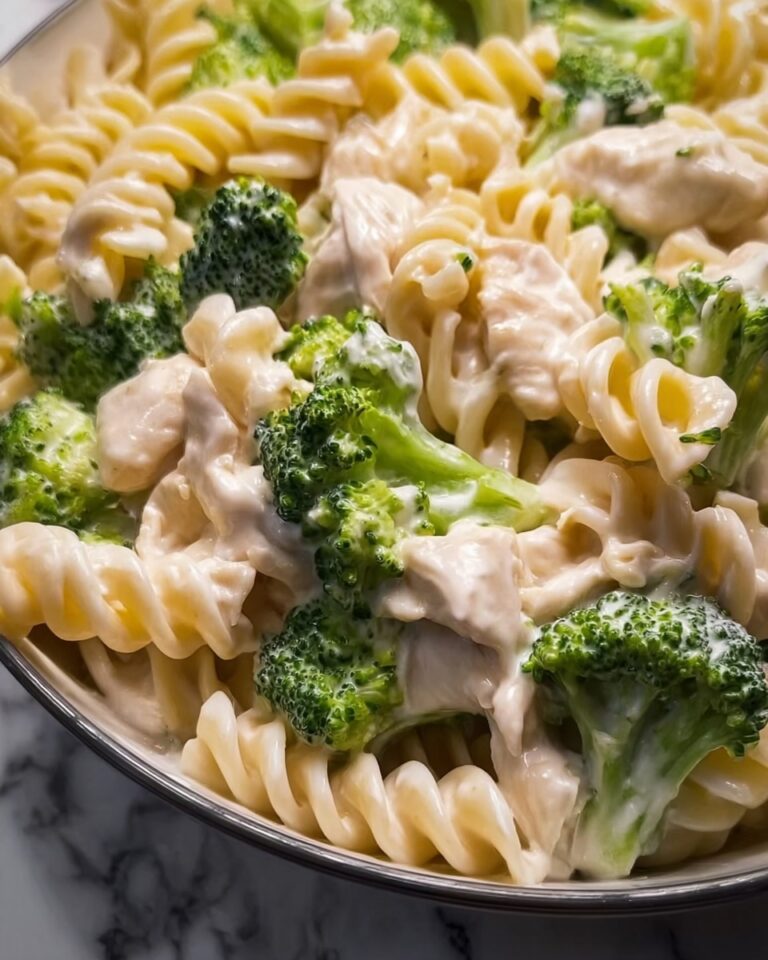 Healthy Chicken Alfredo with Broccoli Recipe