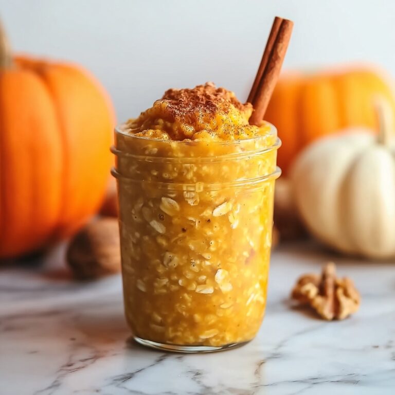 Pumpkin Spice Overnight Oats Recipe