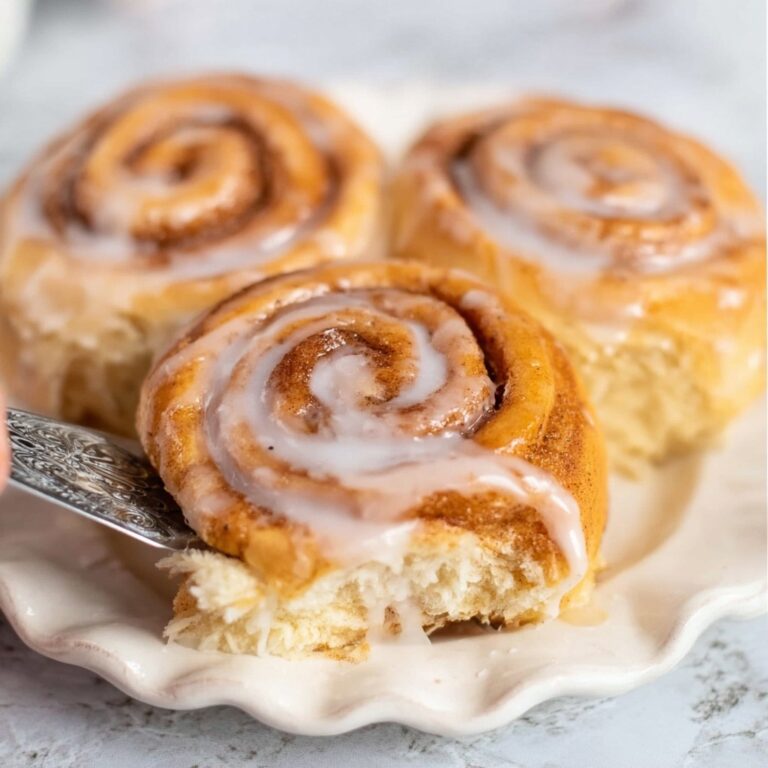 Evelyn’s Homemade Cinnamon Rolls Recipe