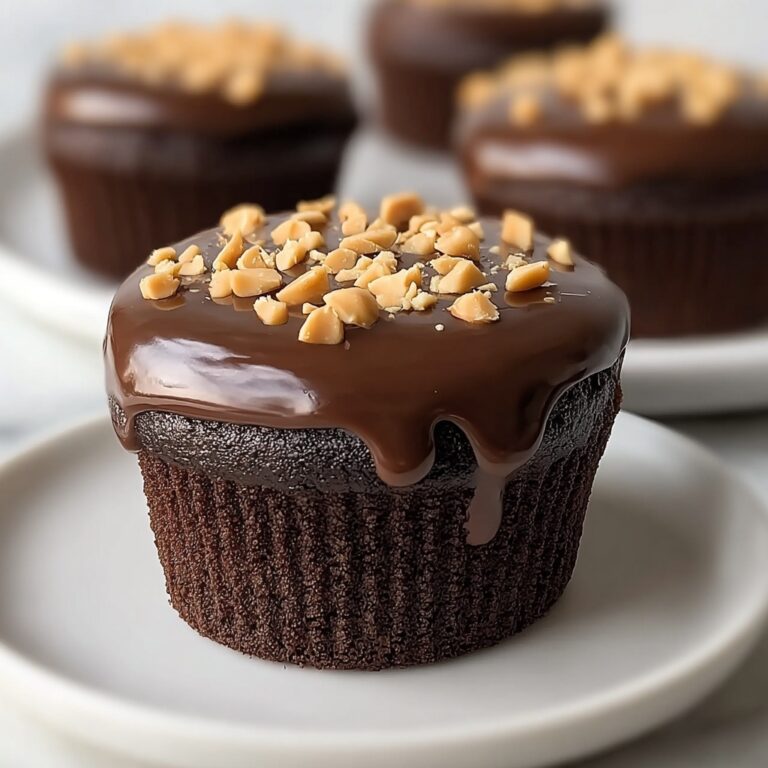 Mini Flourless Peanut Butter Chocolate Cakes Recipe